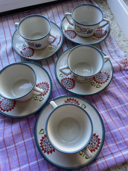 Bulionówkę  do barszczu bulionu