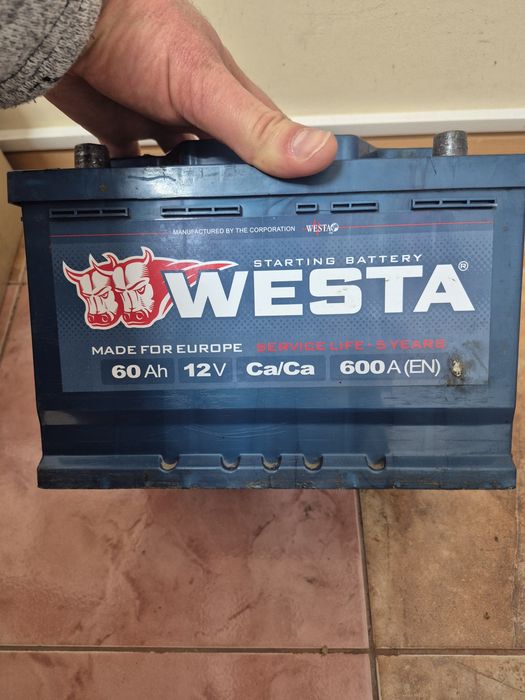 Акумулятор автомобільний живий робочий