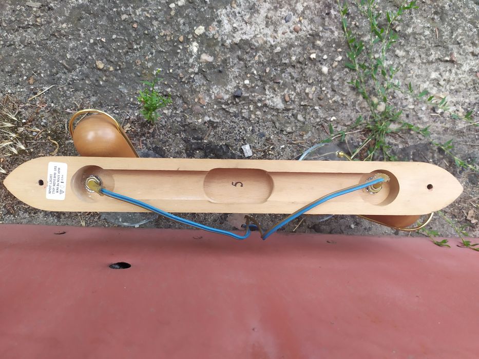 Lampka kinkiet ścienna