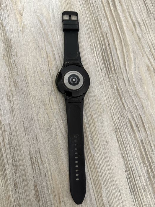 Samsung Galaxy Watch4 Classic Е-Сим , NFC смарт часы