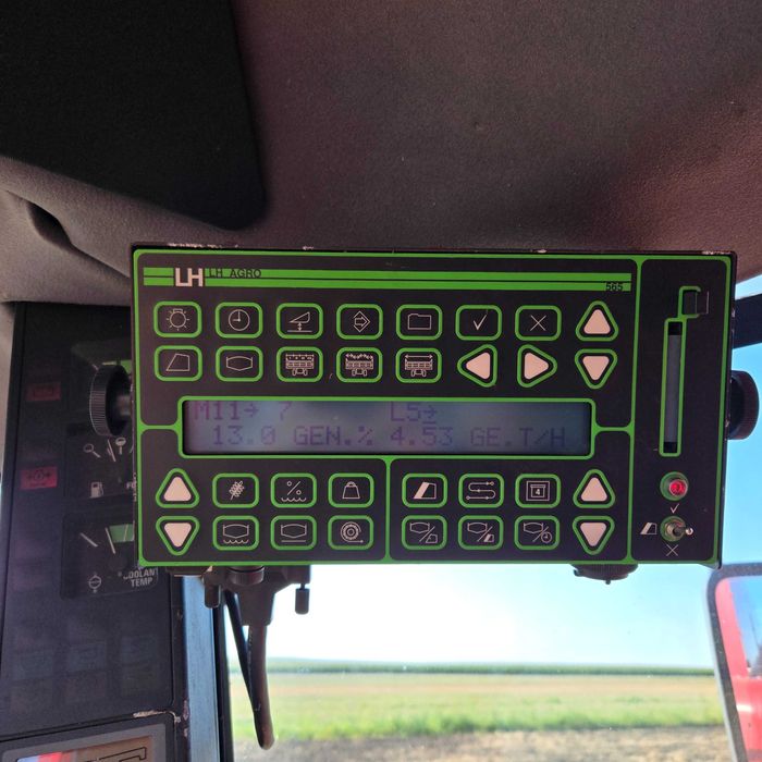 Свіжий комбайн case 2388