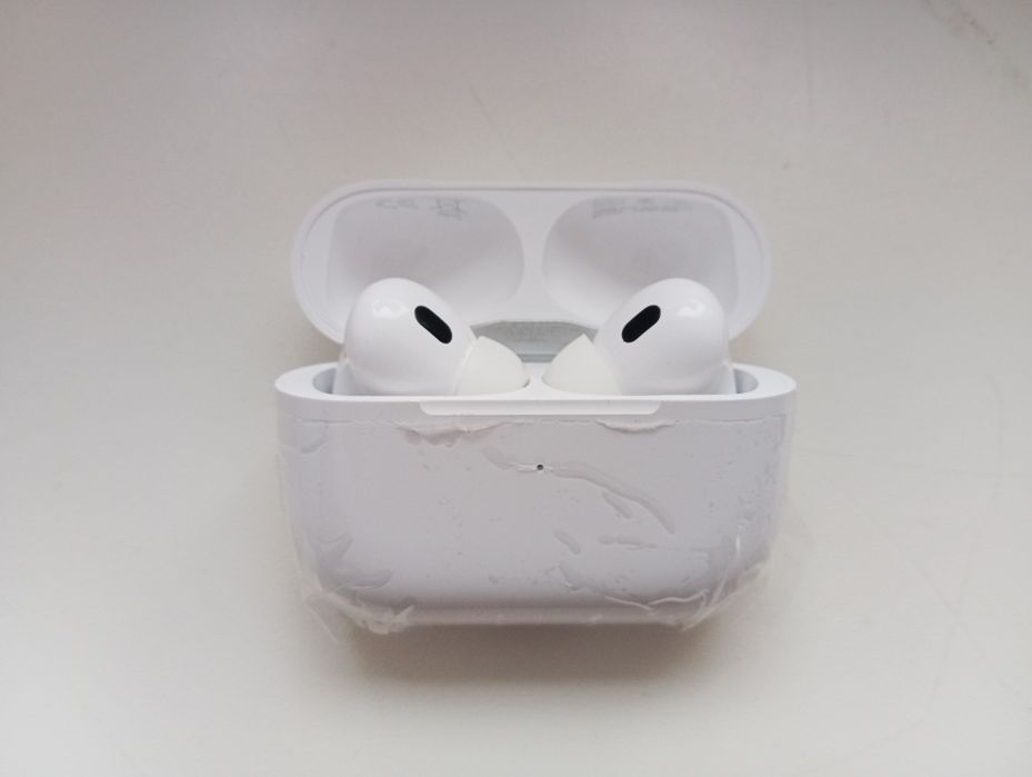 Бездротові навушники AirPods Pro 2 — Максимальний функціонал за найкращою ціною!