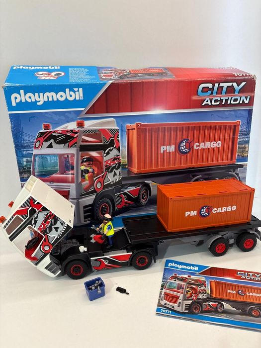Playmobil Samochód ciężarowy z przyczepą 70771