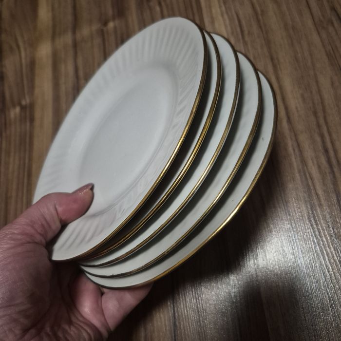 Тарілки десертні.d-18 см.