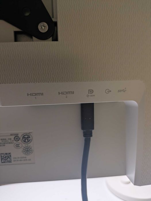 Monitor 4K Dell S2722QC