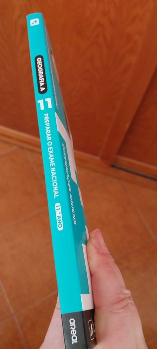 Manual exames geografia A 10 e 11 anos