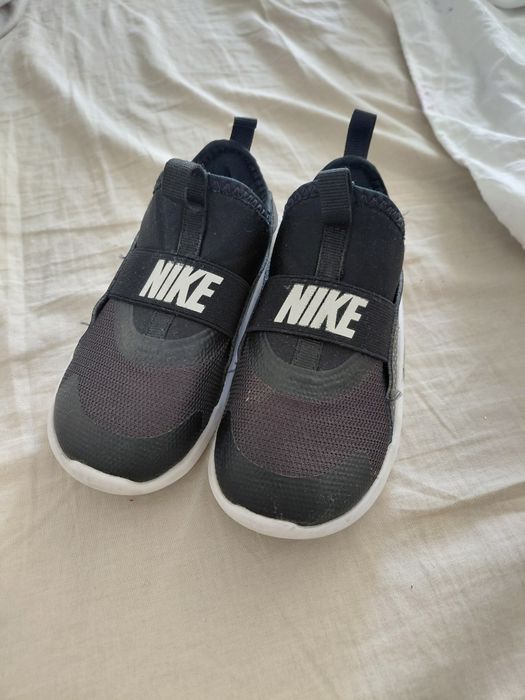 Bity Nike runner roz. 26