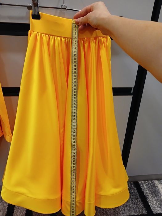 Сукня для бальних танців, 2 спідниці