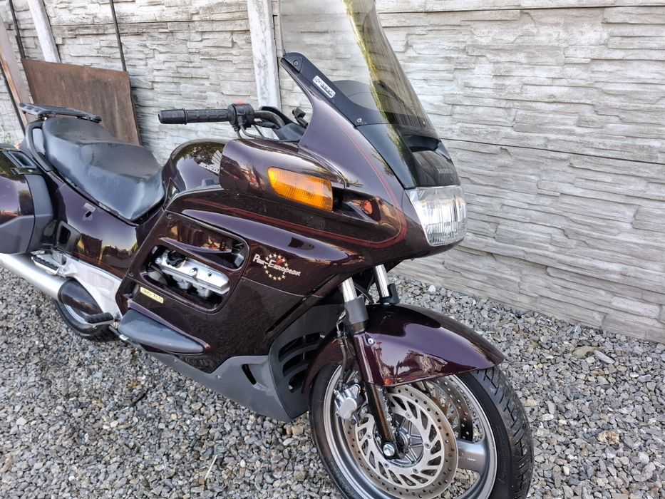 Honda st 1100 paneuropean części  lusterko kufry silnik