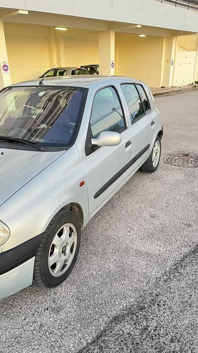 Vendo carro clio