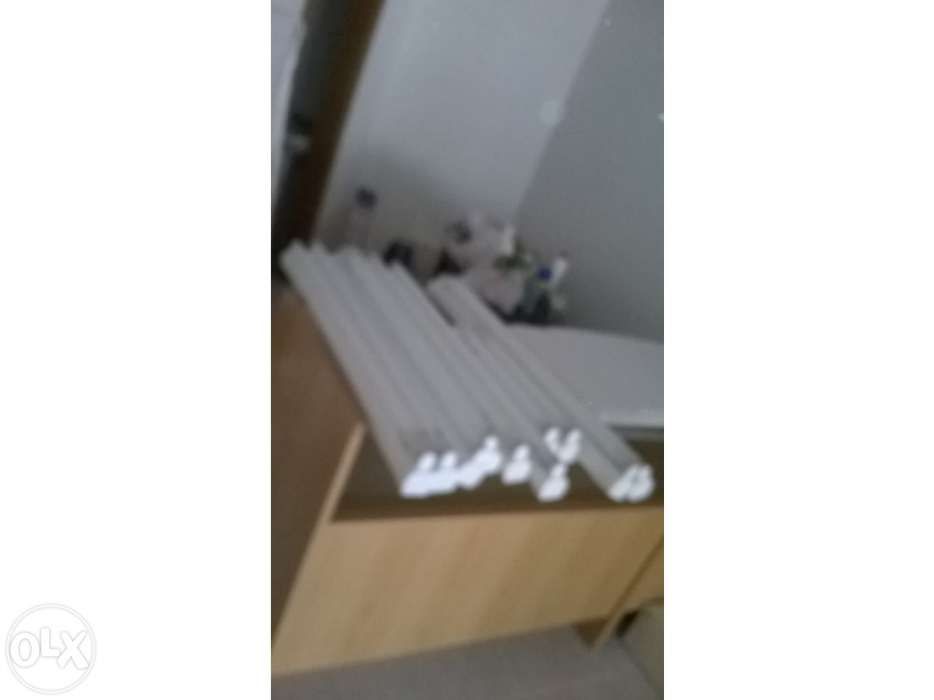 Lampadas floresçentes com armaçao