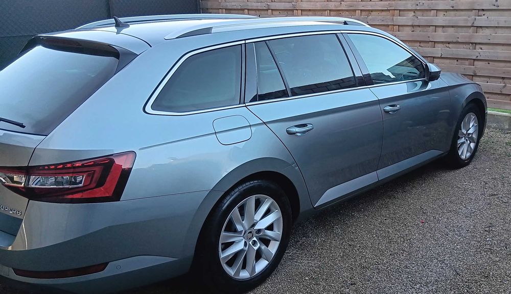 Samochód  Skoda superb 3