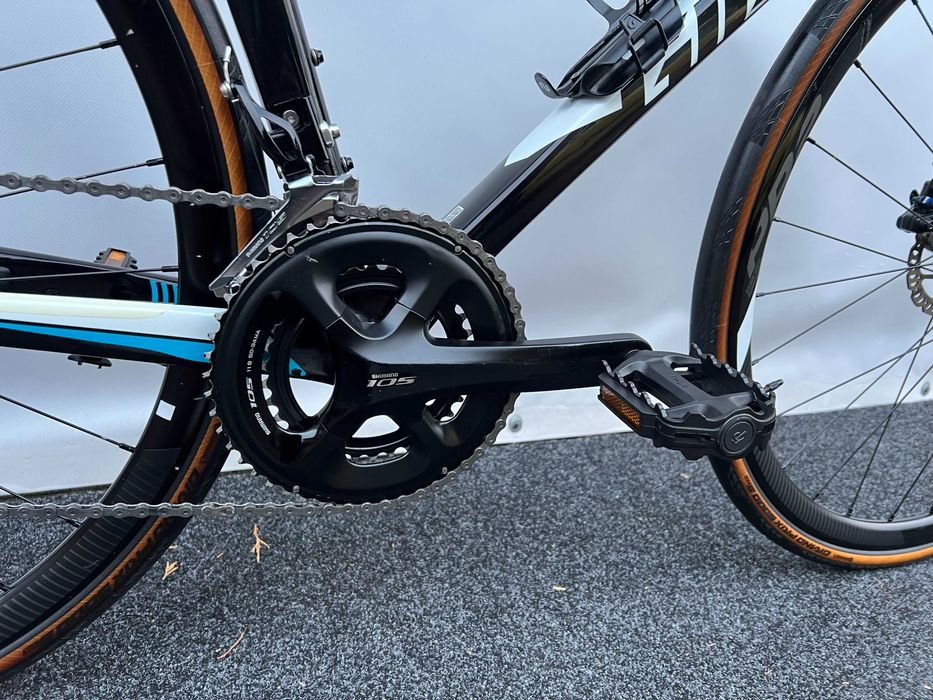 Szosa CARBON GIANT TCR ADVANCED 2 28" (L) Shimano 105 2x11 Hydraulika