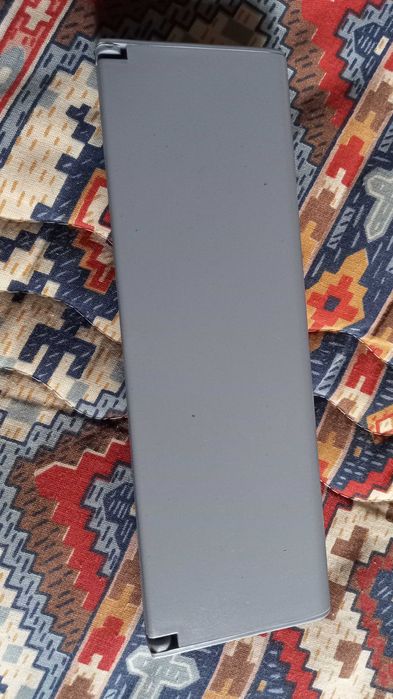 Esferográfica azul, em caixa de oferta