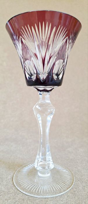 Piękny, duży, przedwojenny, kryształowy kieliszek do wina