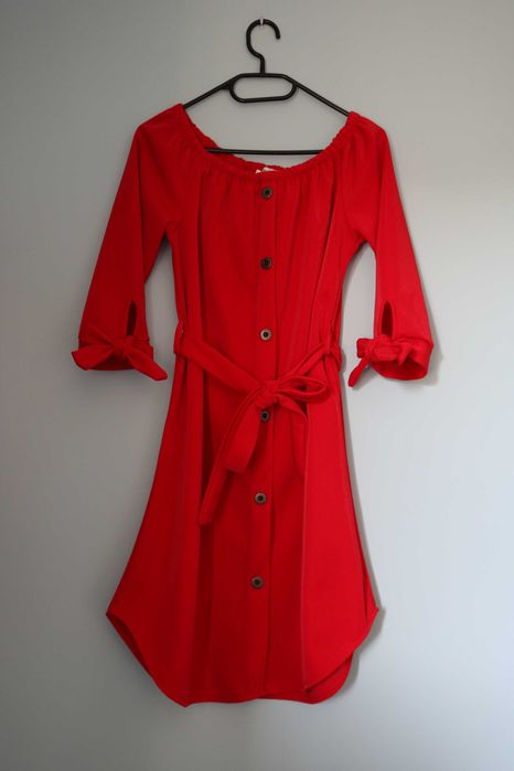 Czerwona sukienka