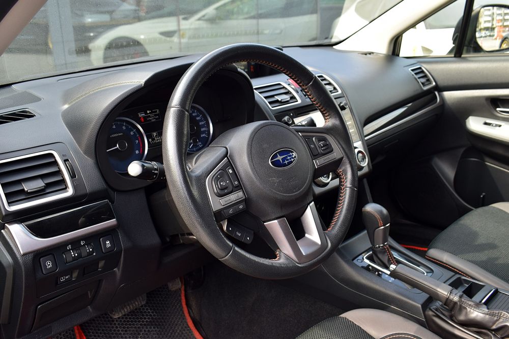 alt