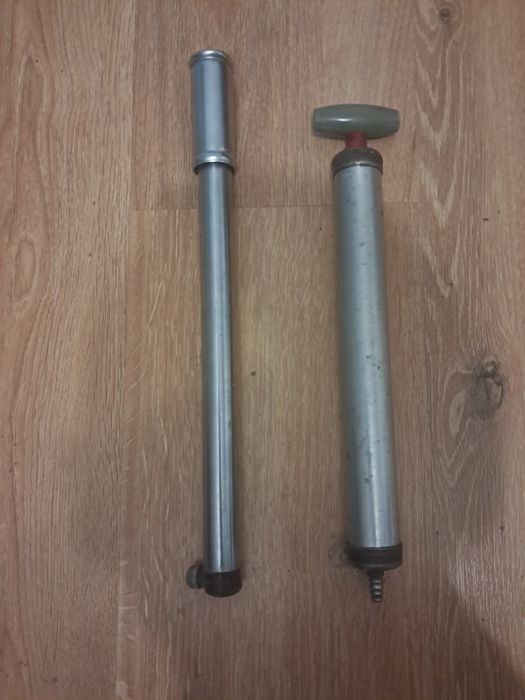 Stare pompki do roweru i piłek