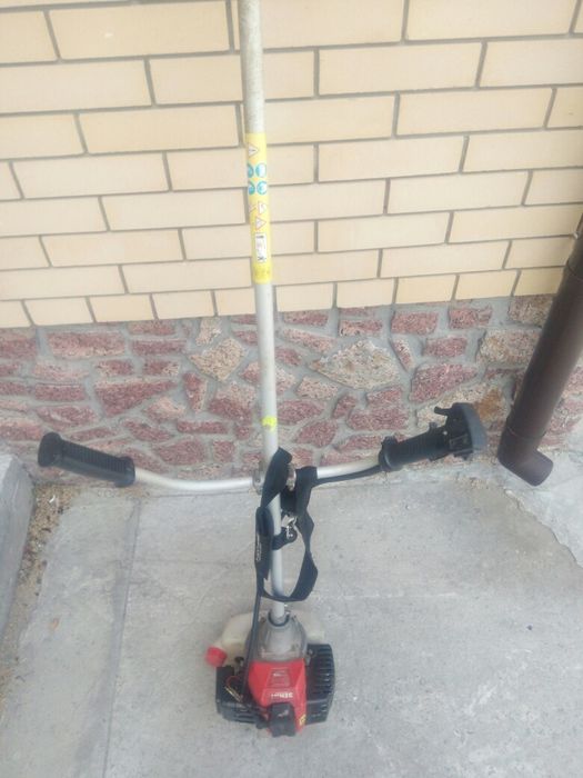 Продам бензинову косу ЗЕНИТ