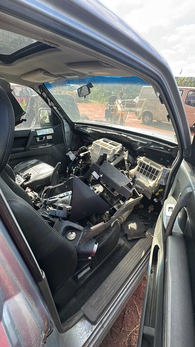 Mitsubishi Pajero – Completo ou para Peças