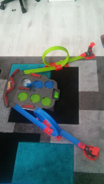 Hot wheels wyrzutnia