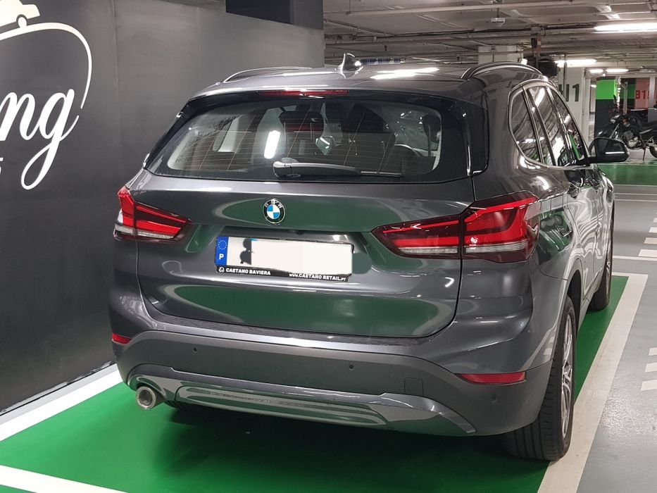 BMW X1 sDrive16d Corporate Automático | 2020 | Caixa Auto & Parqueamento — photo 2