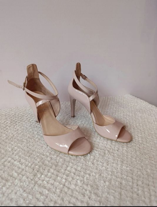 Buty na obcasie Lasocki szpilki 38