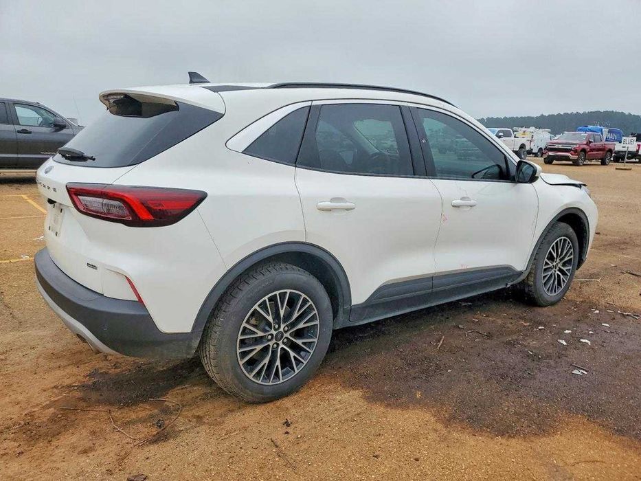 Ford Escape 2023 Hybrid