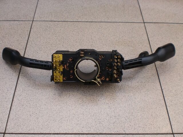 Подрулевой Переключатель Стрекоза Ауди Audi 80/90/100/А4/А6 В3/В4/С4.