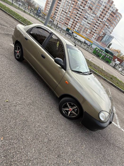 Продам Део Ланос 1.6