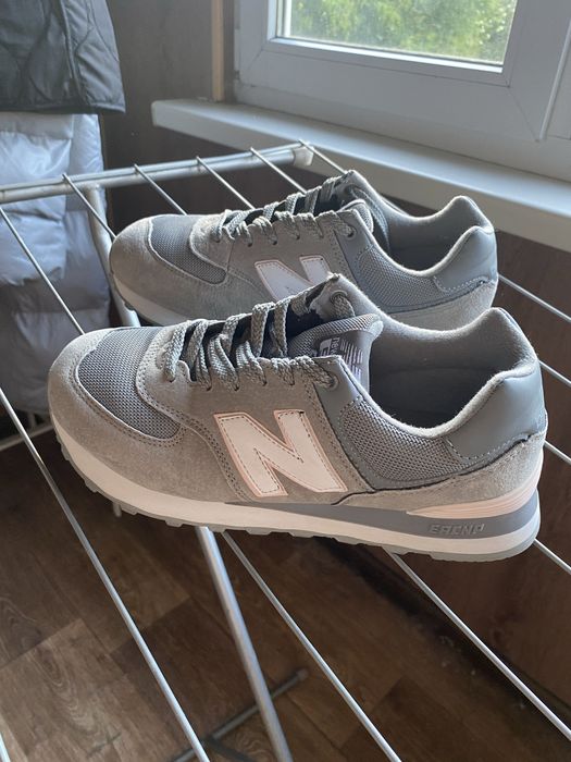 Кросівки new balance