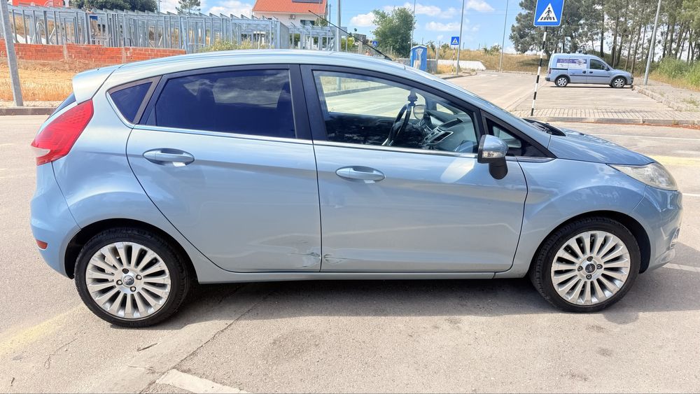 Ford Fiesta 1.25 Gasolina | 2009 | 82 cv |