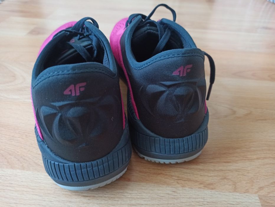 Buty sportowe 4F rozmiar 41