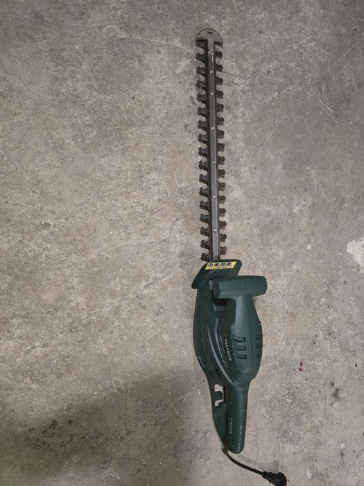 Nożyce elektryczne Parkside do żywopłotów