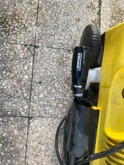 Lavadora karcher k2.99 para peças com mangueira e lança