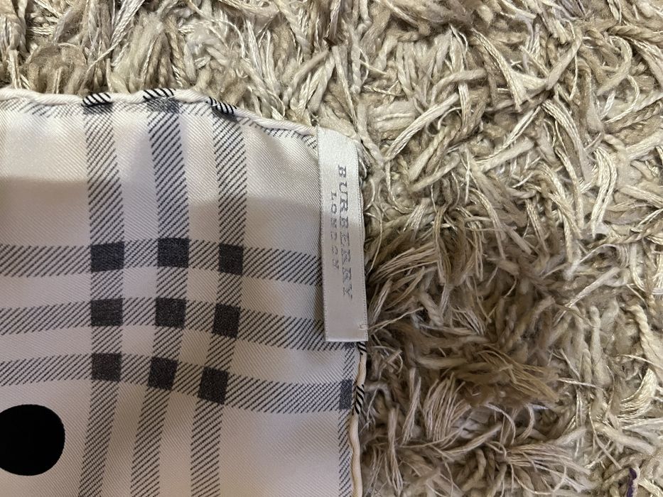 Шовкова хустина Burberry