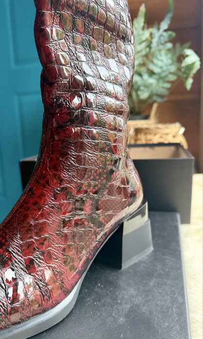 Шкіряні чоботи лак