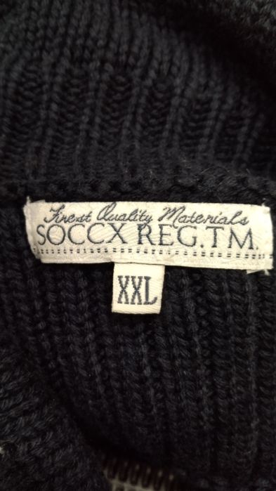 Женский свитер ХХL.