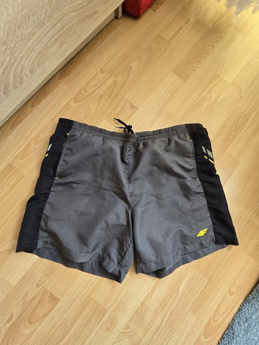 Szorty spodenki sportowe 4F-XXL-z kieszeniami