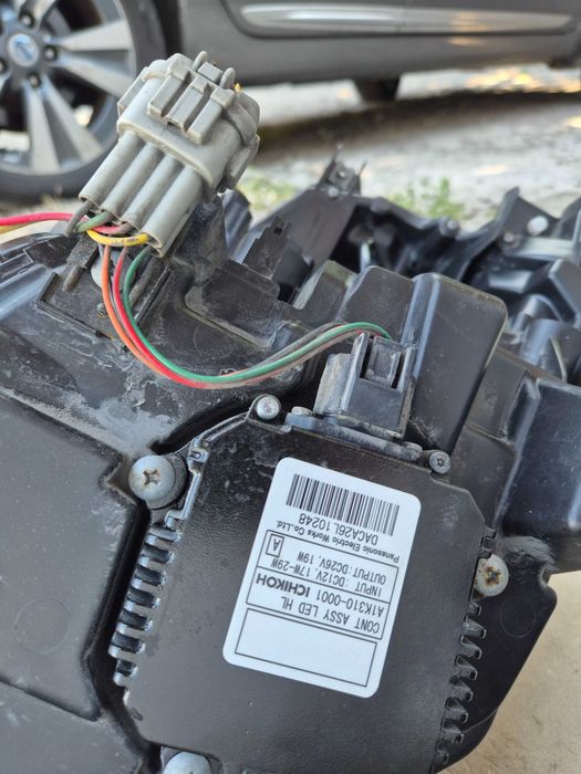 Фари Nissan Leaf Ніссан Ліф LED ZE0/AZE0 (2011-2017)