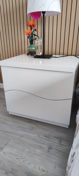 Quarto completo branco