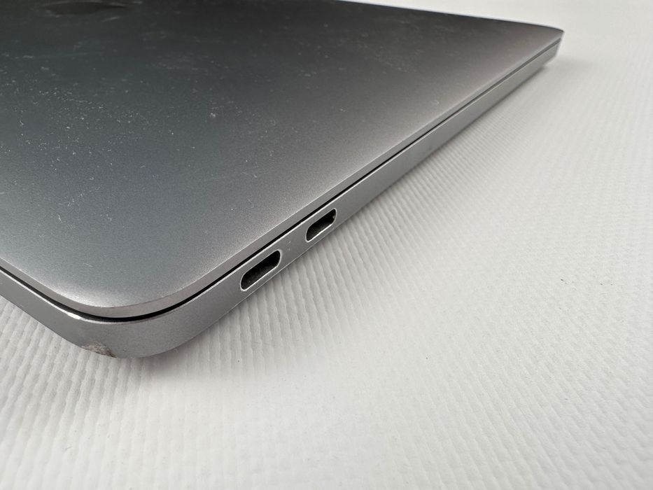 Apple MacBook Pro 13 i7 SSD 512gb 2016 для учёбы