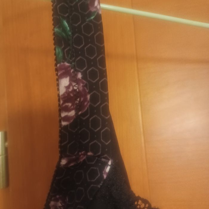 Biustonosz damski rozmiar 85d