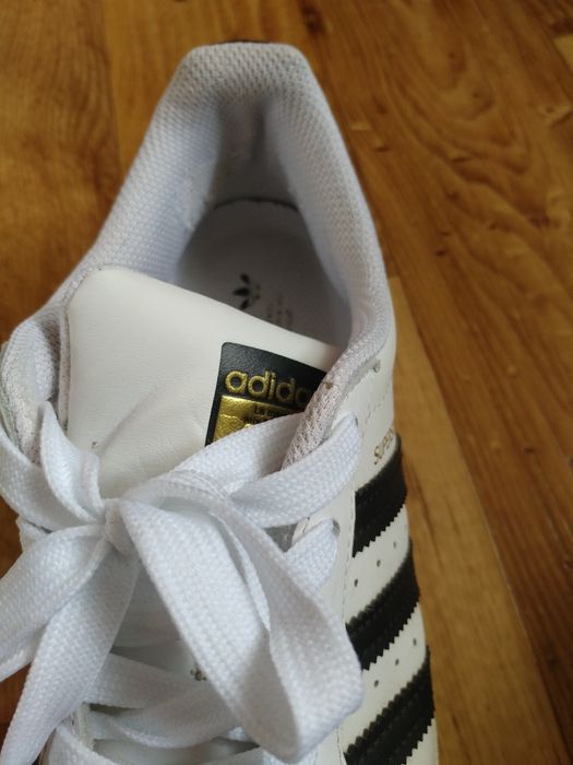 Oryginalne buty adidas Superstar J FU7712 Ftwwht/Cblack
Superst