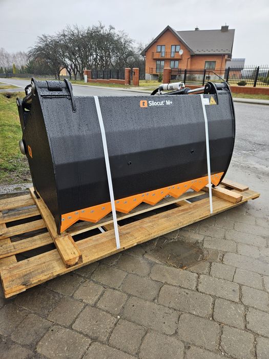 Super mocny wycinak kiszonki Silocut M+ PRODUCENT QUICKE !!! Wybierak