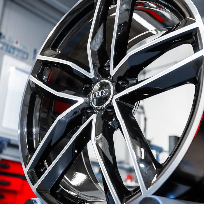 Oryginalne Felgi Audi 20 RS A4 A6 A8 Q3 Q5 TT