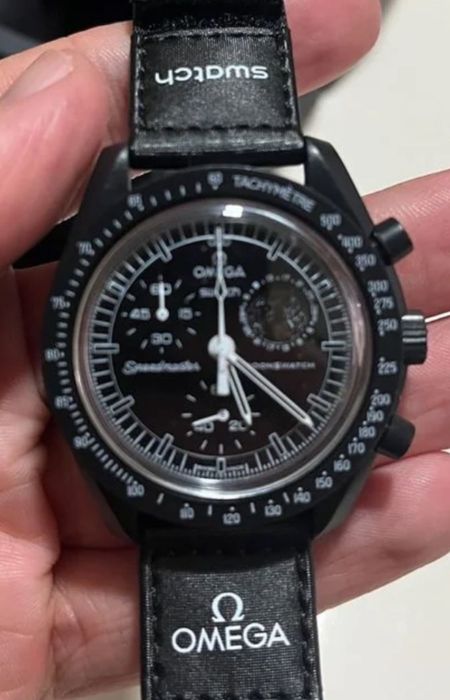 Relógio Swatch Omega Snoopy