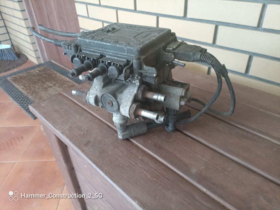 Zawór hamulcowy-modulator naczepy Wapco