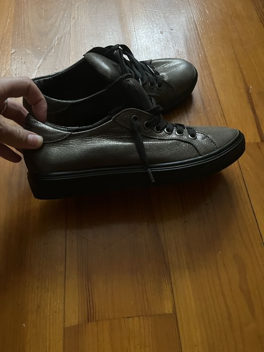 Черевички-кеди в цікавому кольорі з блискучим напиленням