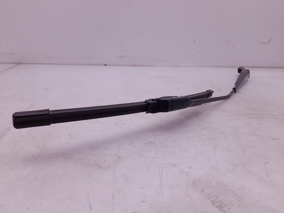Haste / braço de escova limpa vidros frente direita AUDI A1 (8X1, 8XK)